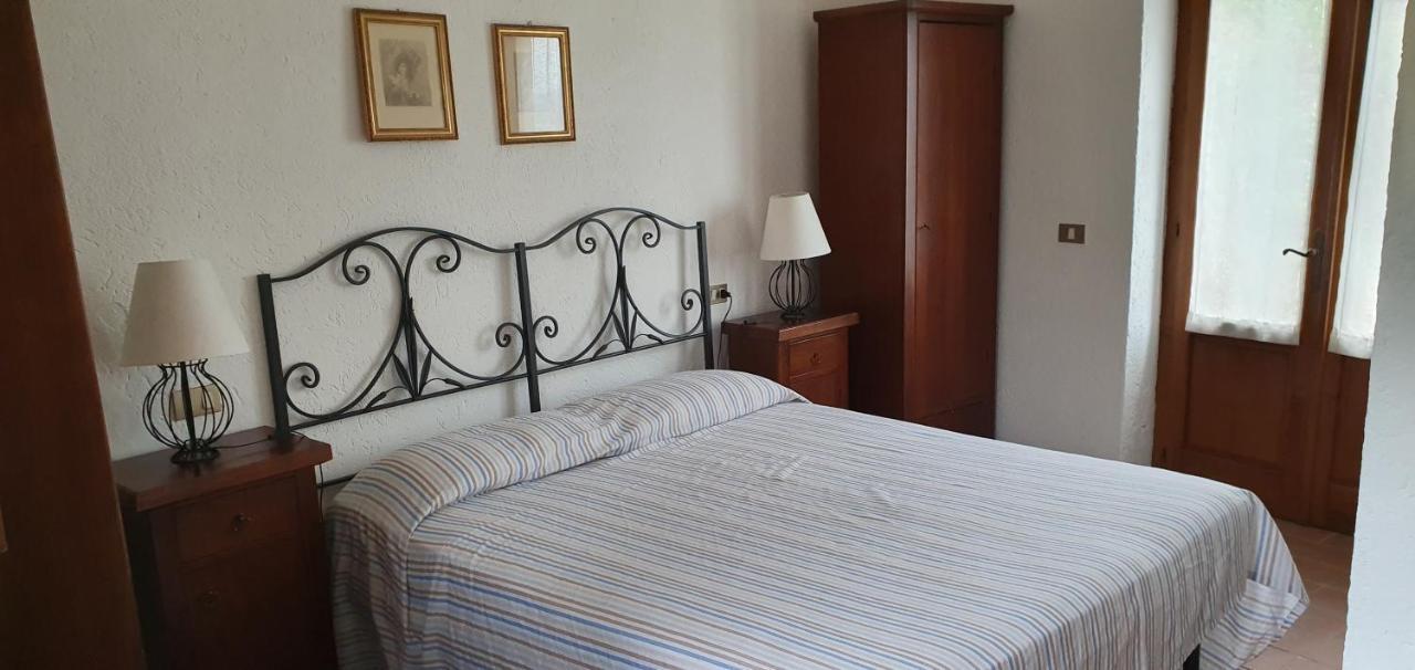 Poloturisticoumbria Rustico Con Piscina Vista Lago Passignano sul Trasimeno Buitenkant foto